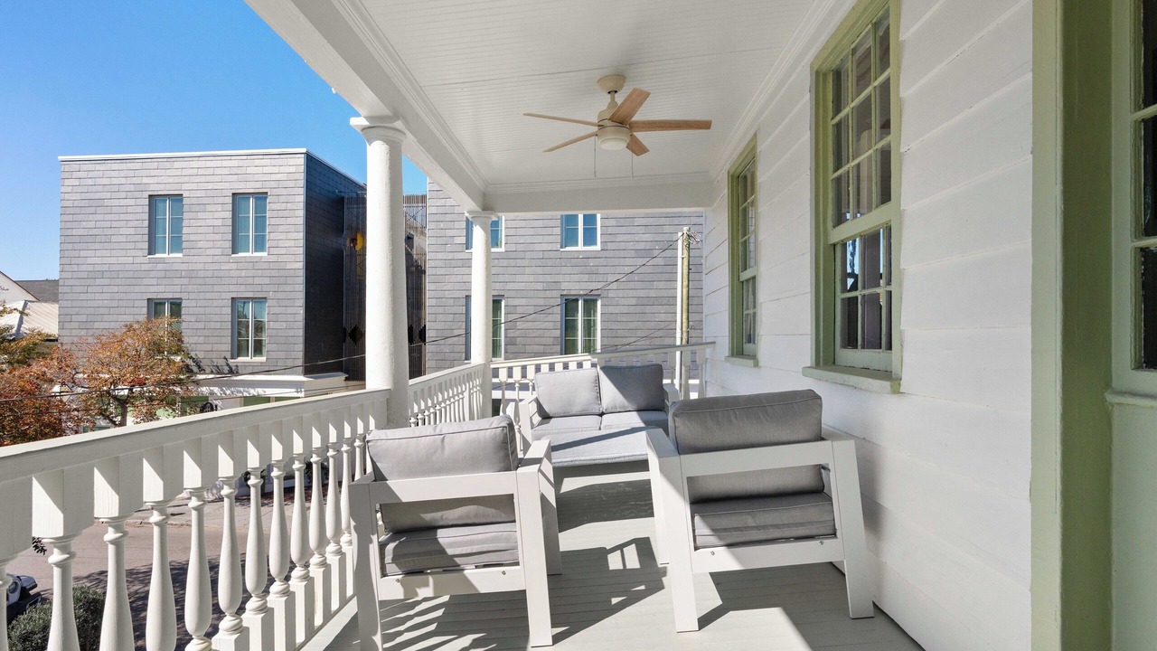 Photo of Patio Balcony in Cannonborough Elliotborough