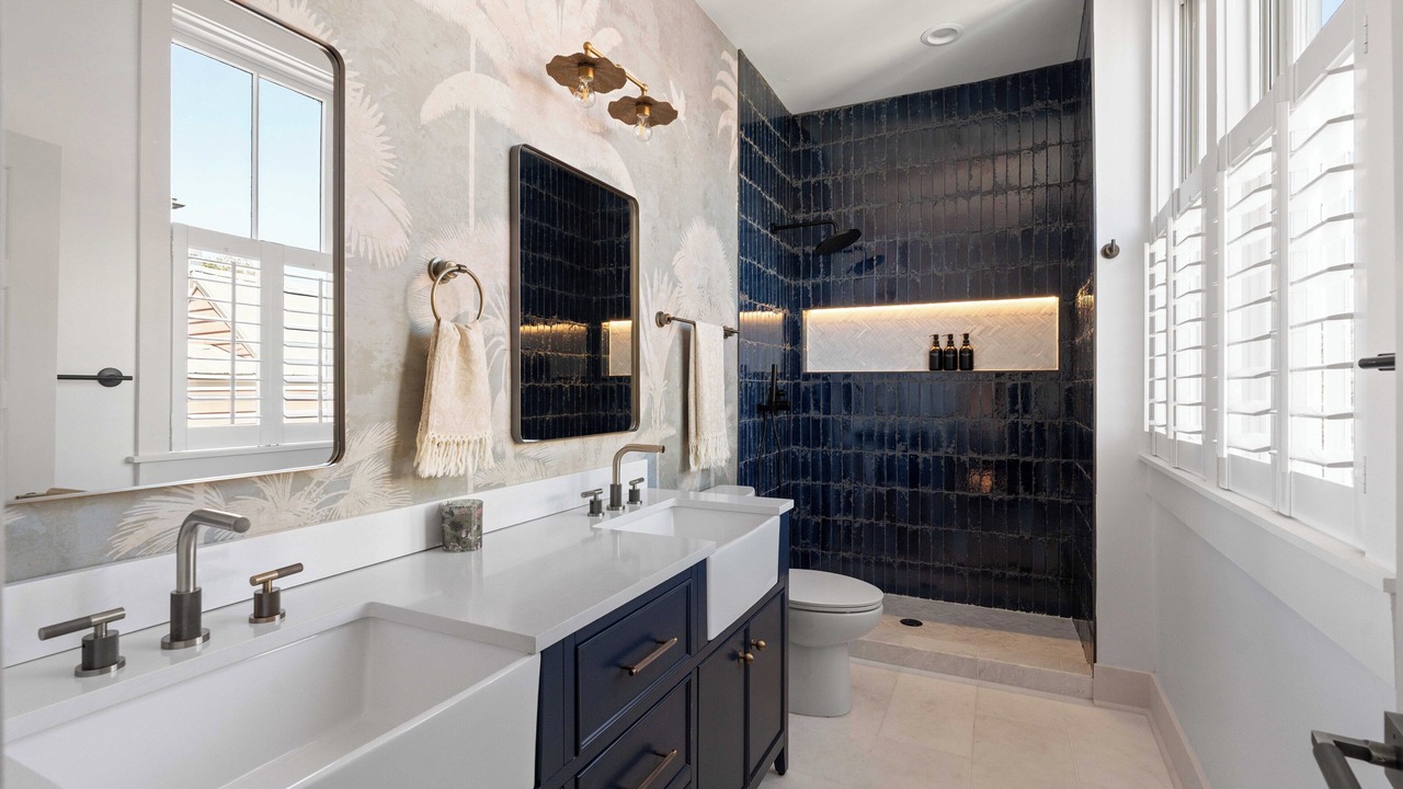 Photo of Bathroom in Cannonborough Elliotborough