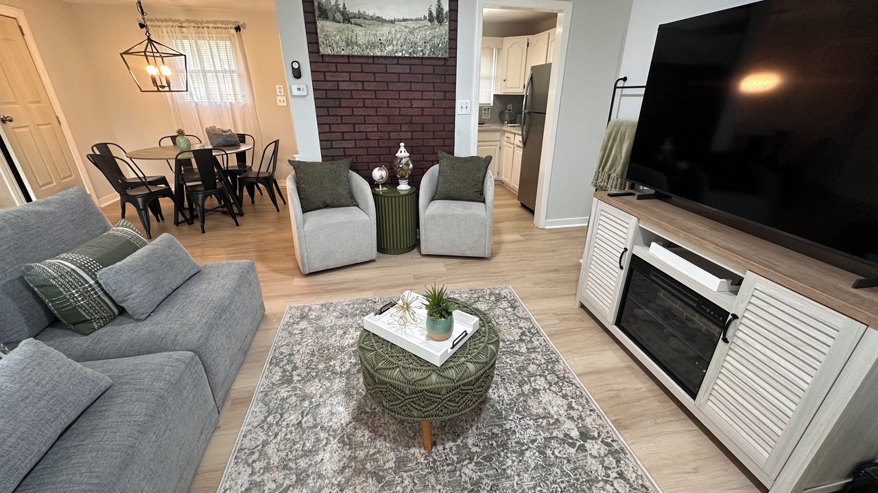 Photo of Livingroom in Toddville Road
