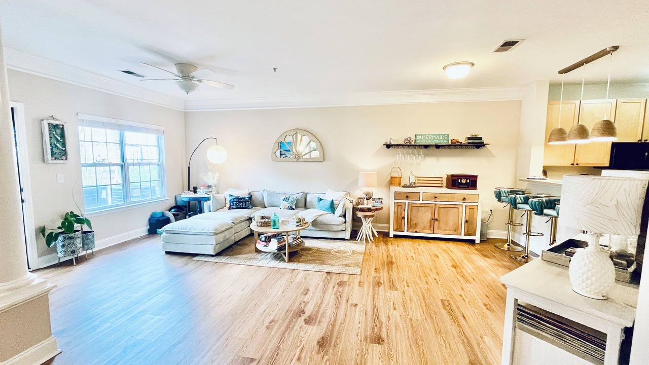 Photo of Livingroom in Mount Pleasant