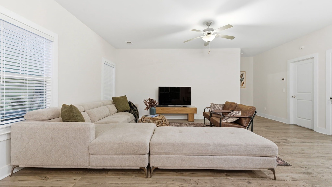 Photo of Livingroom in Lincolnville