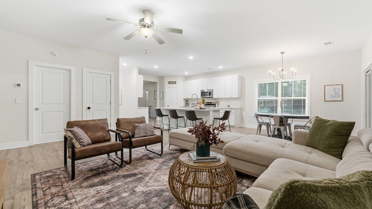 Photo of Livingroom in Lincolnville