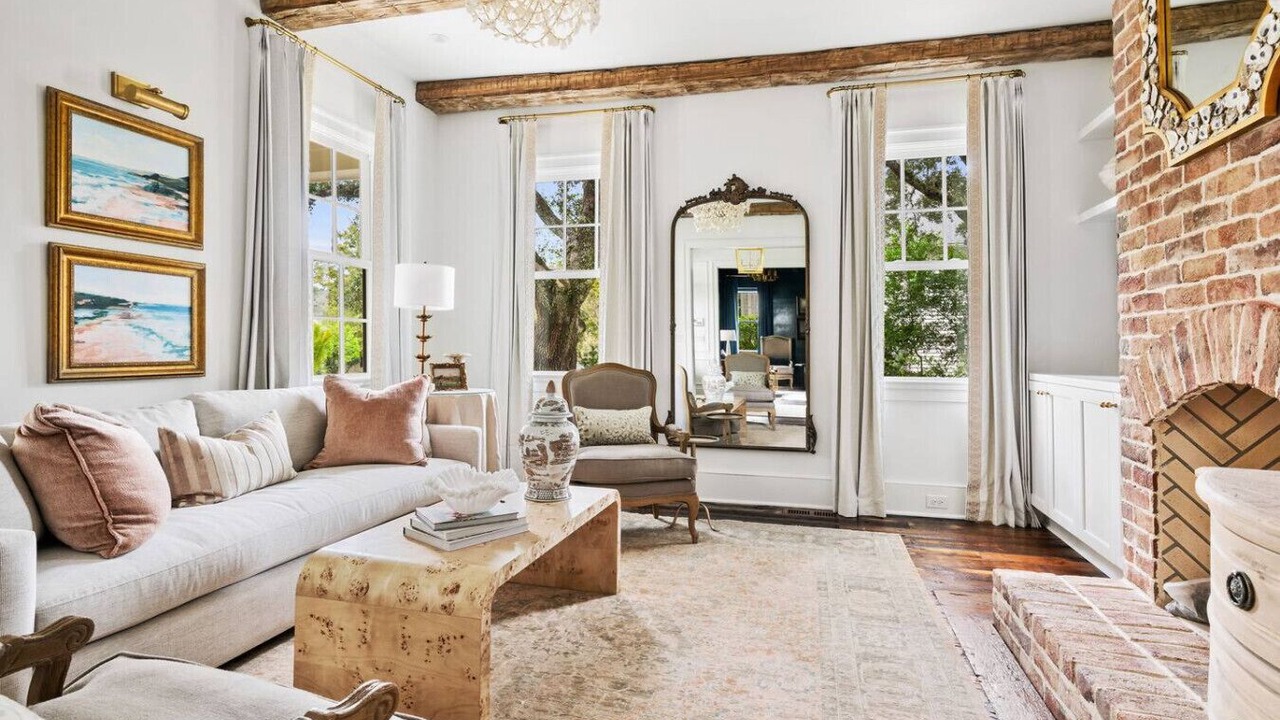 Photo of Livingroom in Old Village