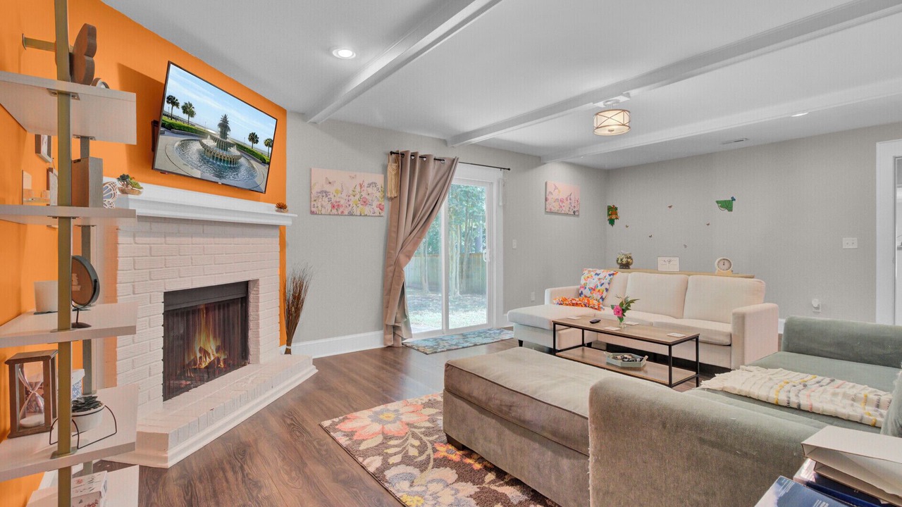Photo of Livingroom in Ladson