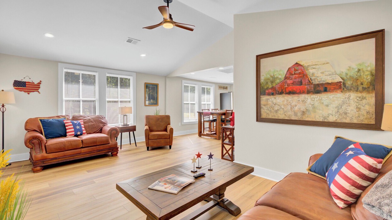 Photo of Livingroom in Johns Island