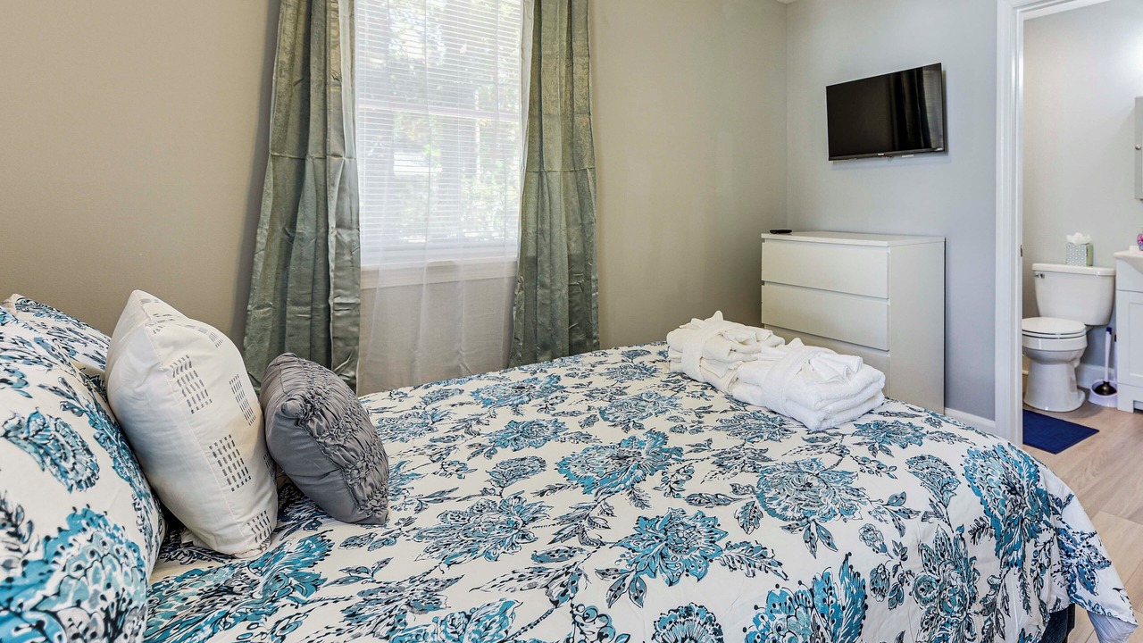 Photo of Bedroom in West Ashley