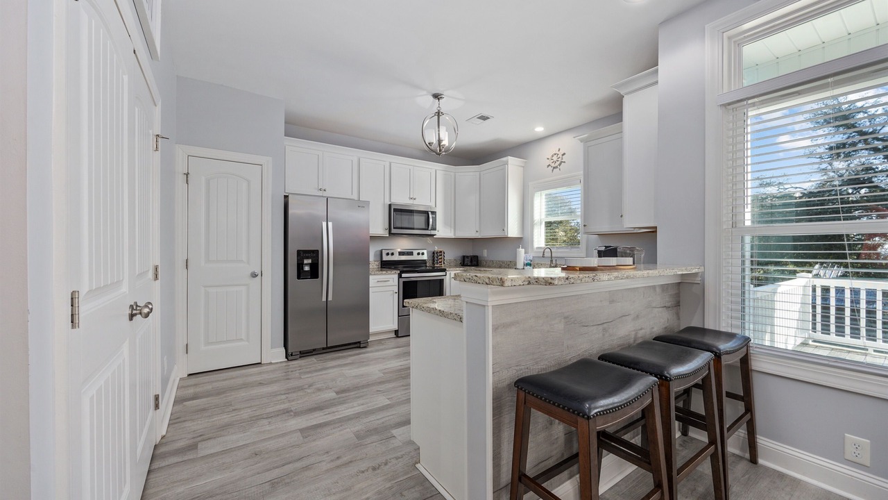 Photo of Kitchen in Crescent Beach