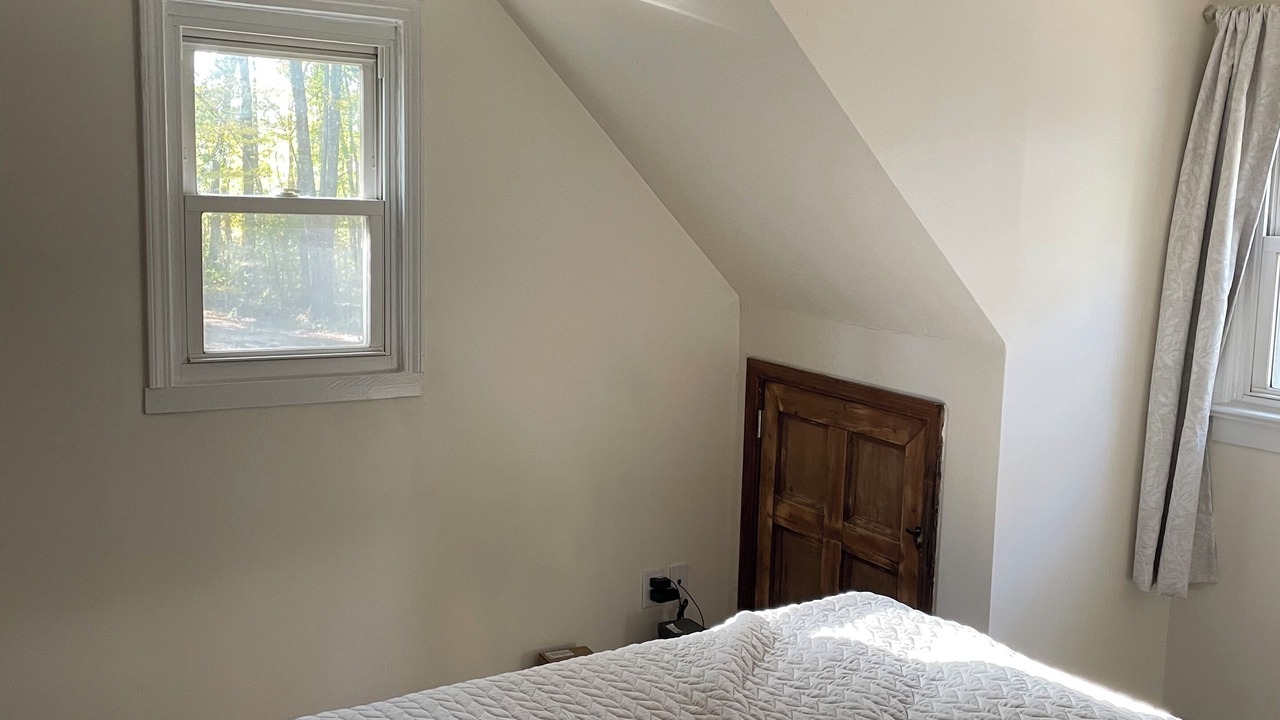 Photo of Bedroom in Elliott