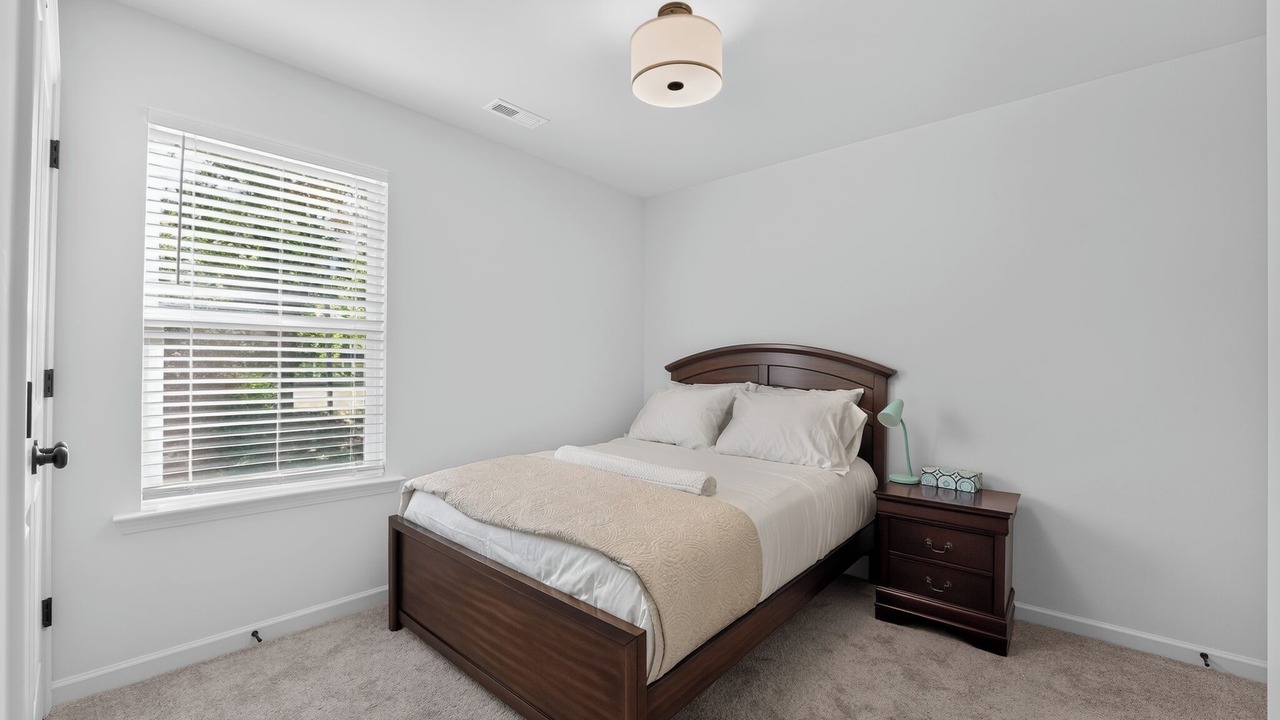 Photo of Bedroom in Toddville Road