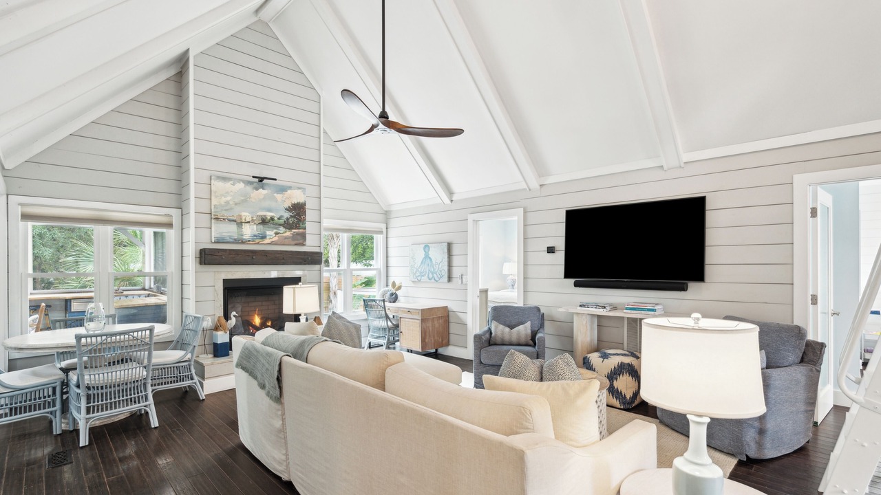 Photo of Livingroom in Isle of Palms