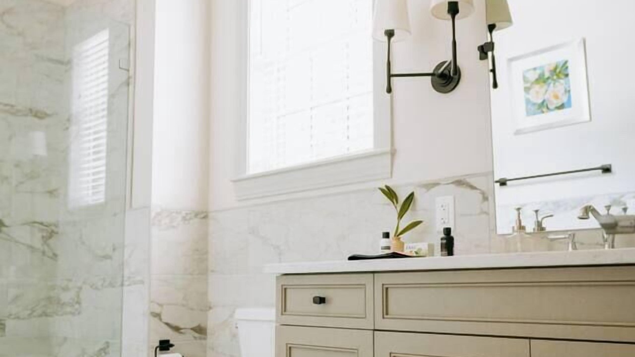 Photo of Bathroom in Shandon
