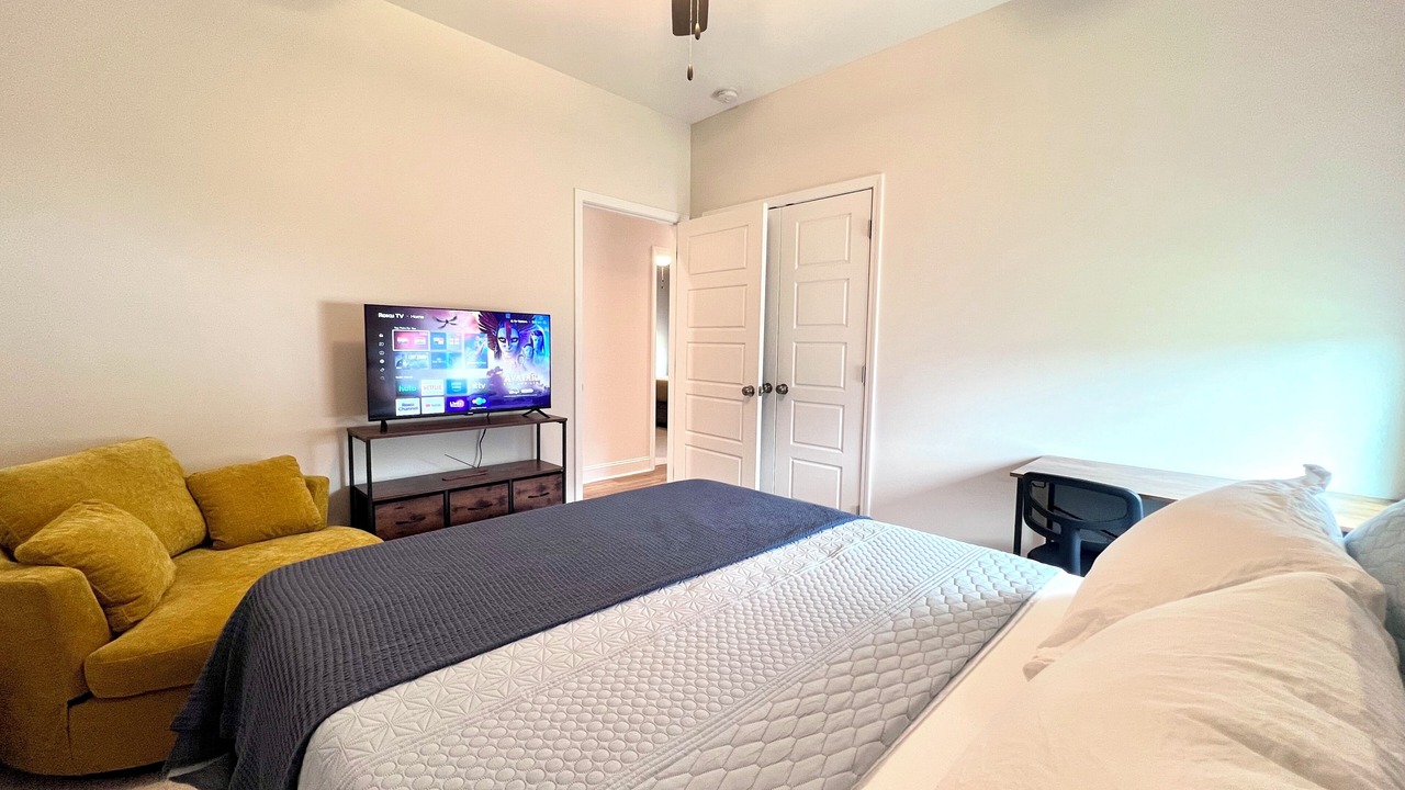 Photo of Bedroom in Olivia