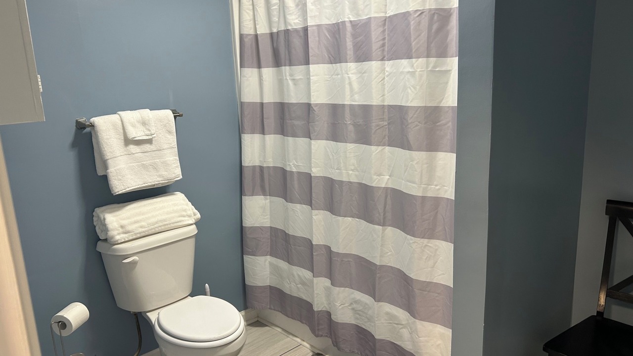 Photo of Bathroom in King
