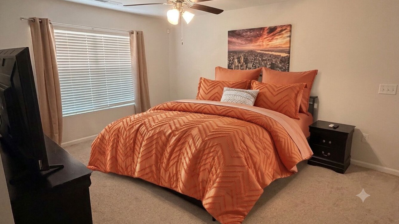 Photo of Bedroom in Peach Orchard