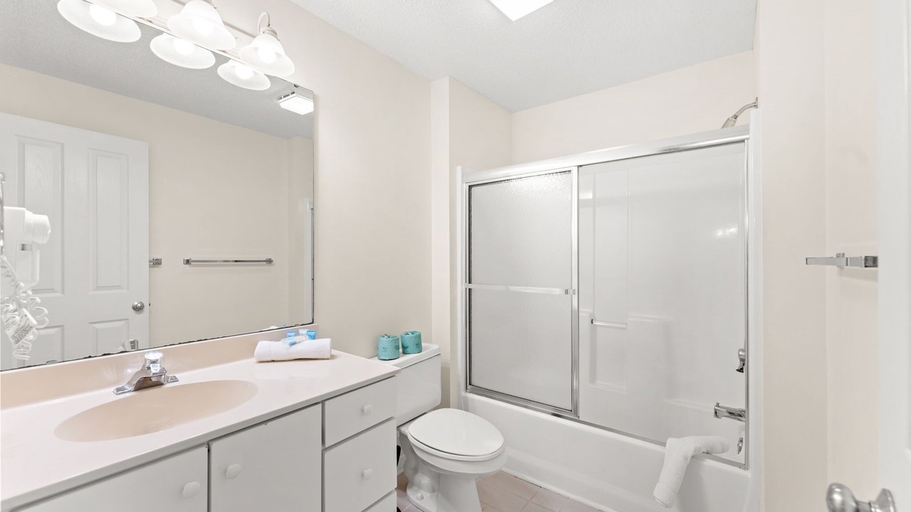 Photo of Bathroom in Red Hill