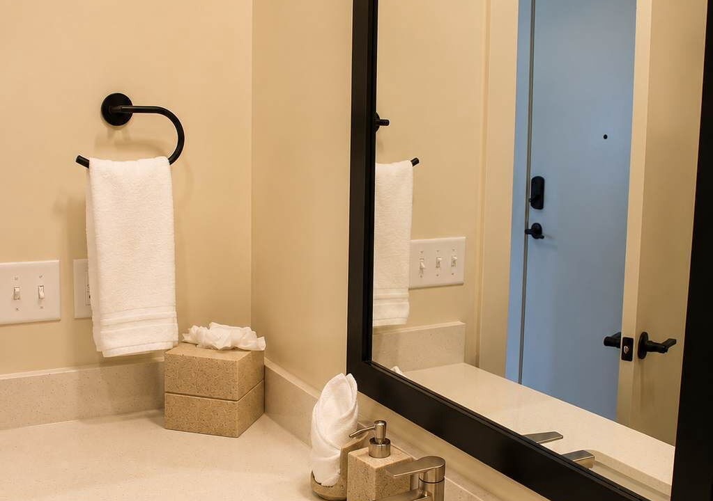 Photo of Bathroom in Metropolitan