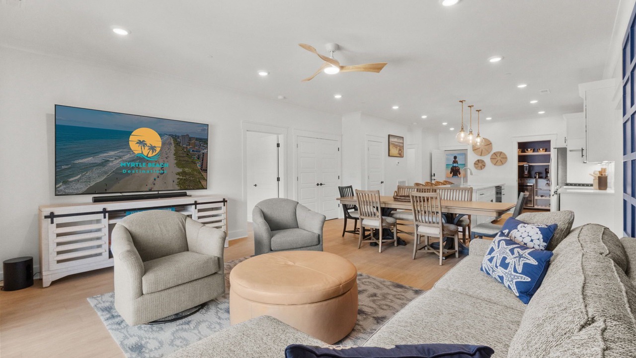 Photo of Livingroom in Atlantic Beach
