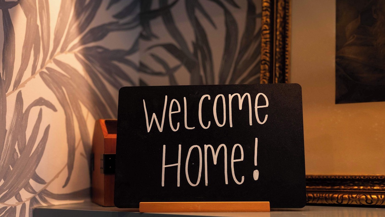 Photo of Others in Metropolitan