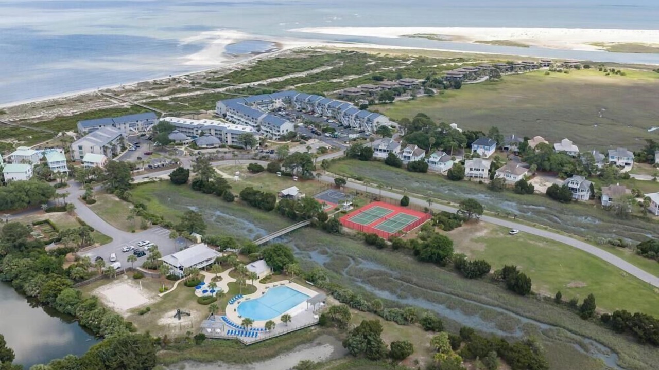 Photo of Others in Oceanmarsh Subdivision