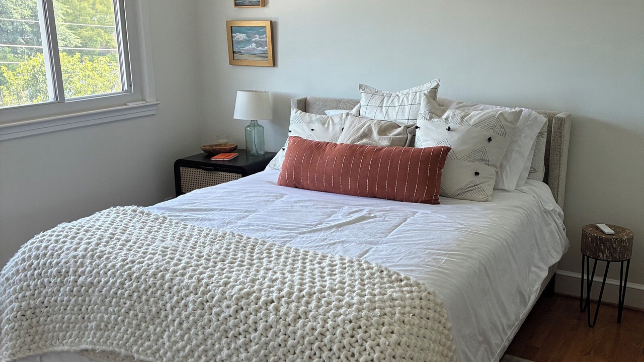 Photo of Bedroom in Roanoke