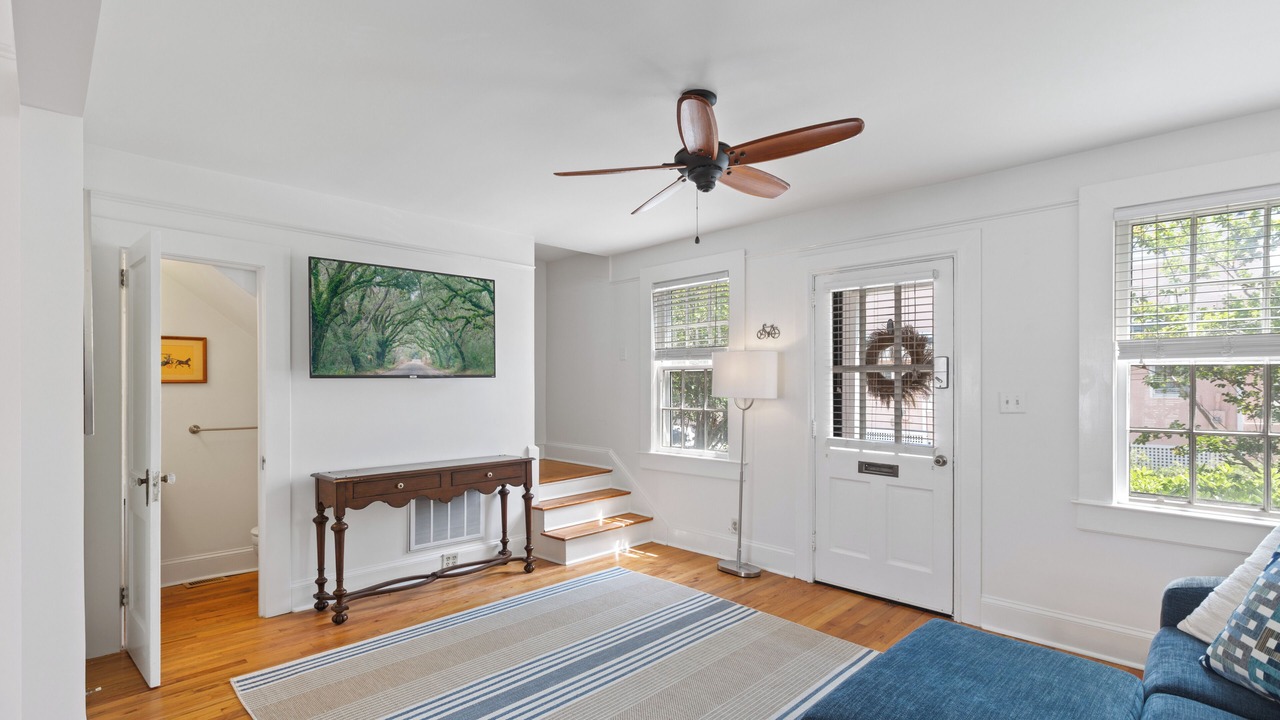 Photo of Livingroom in South of Broad