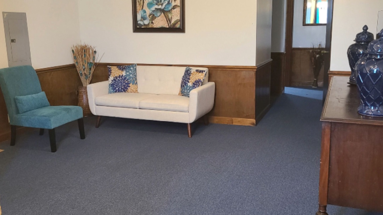 Photo of Livingroom in Rains