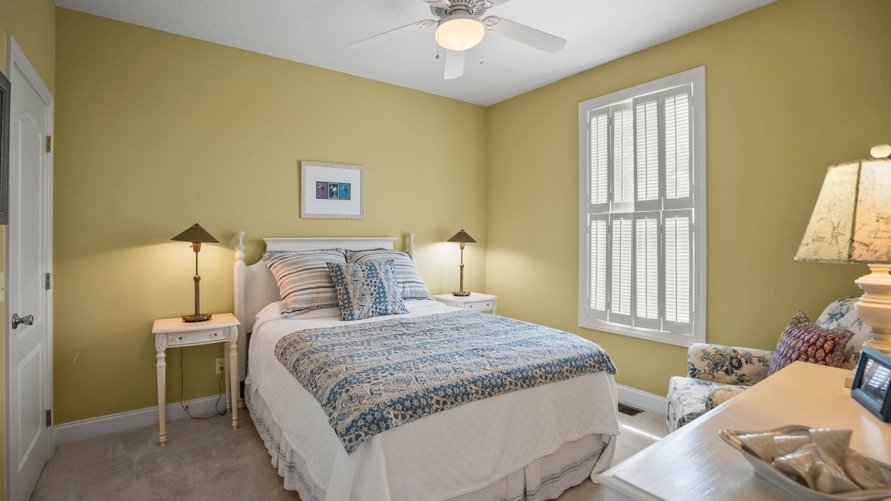 Photo of Bedroom in Oceanmarsh Subdivision