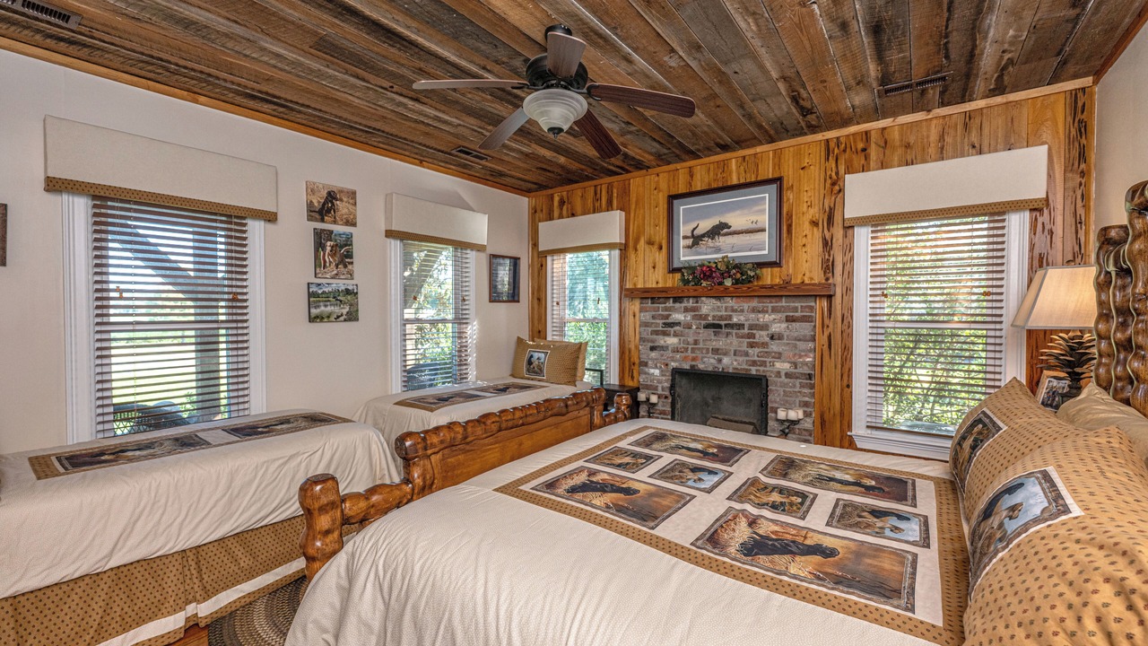 Photo of Bedroom in Orangeburg County