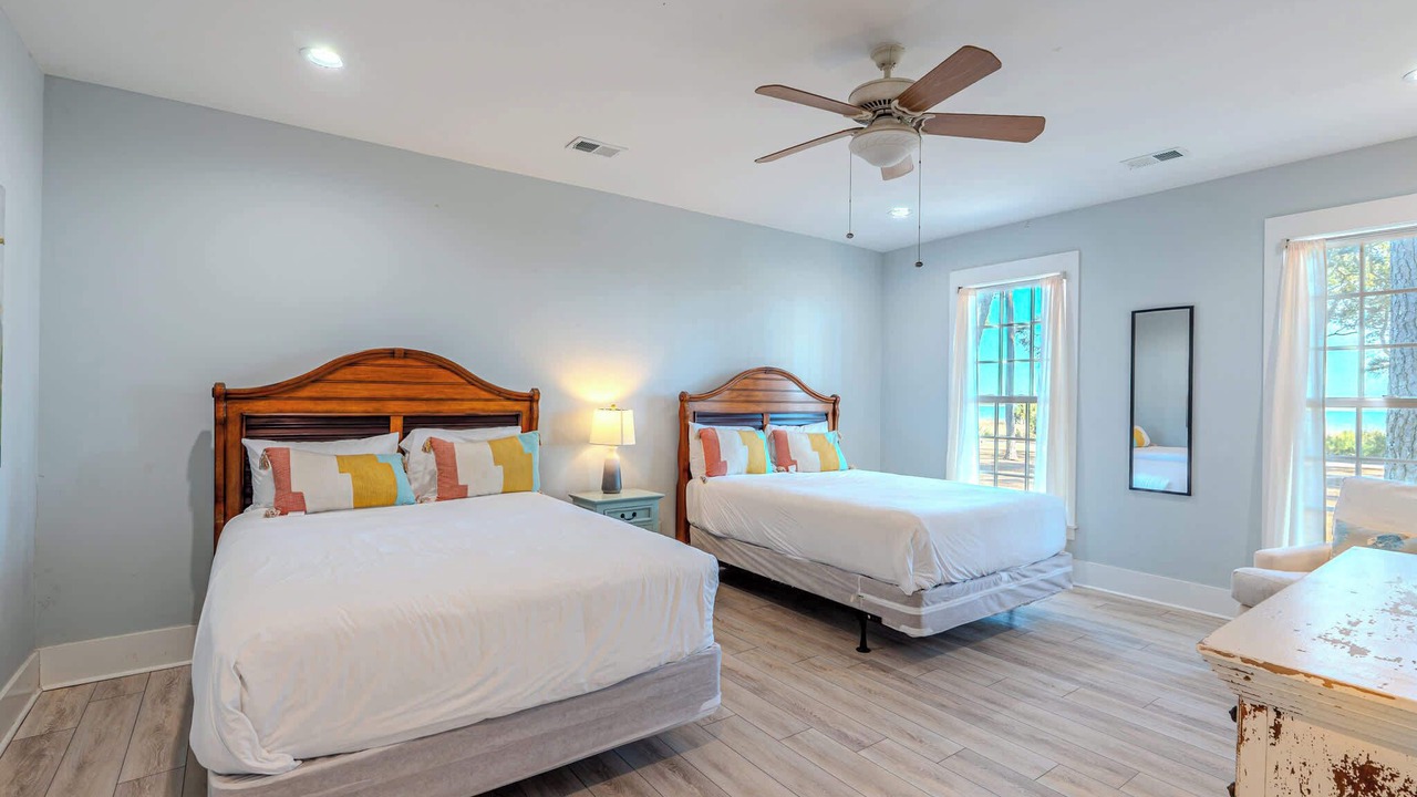 Photo of Bedroom in Melrose on the Beach