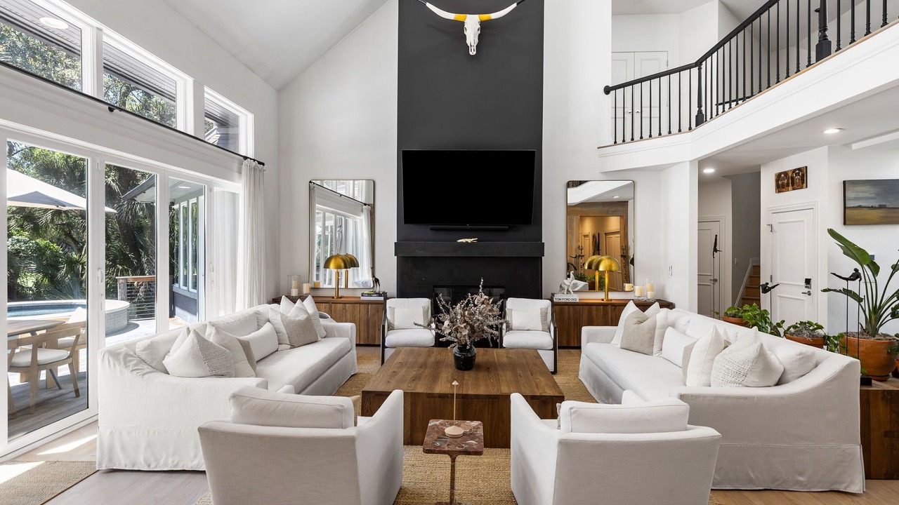 Photo of Livingroom in West Beach