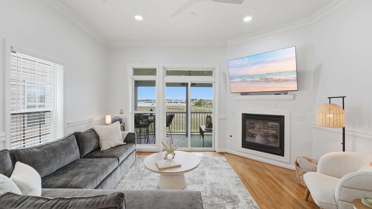 Photo of Livingroom in Waters Edge