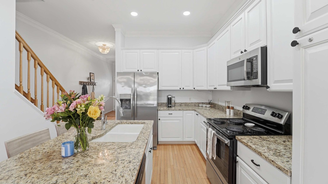 Photo of Kitchen in Waters Edge