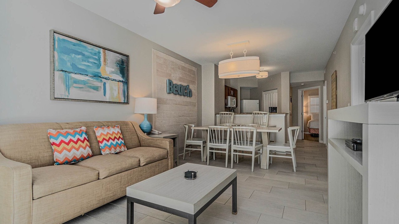 Photo of Livingroom in Ocean Drive