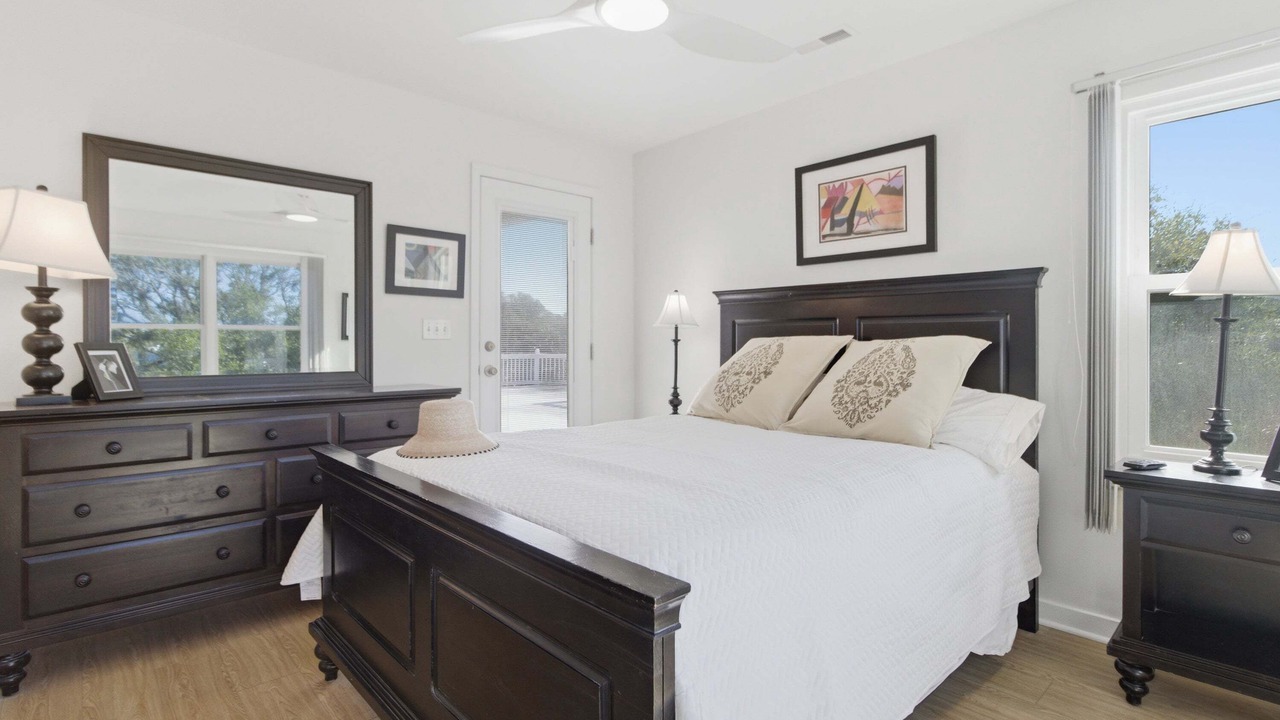 Photo of Bedroom in Pelican Bay