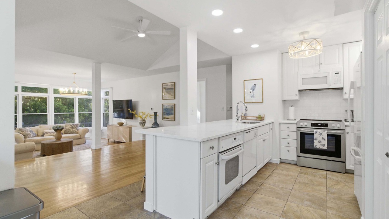 Photo of Kitchen in Pelican Bay