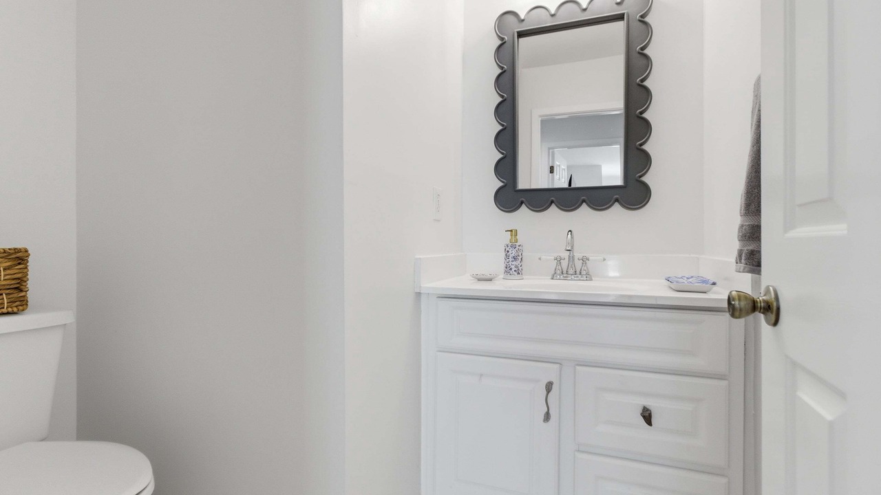 Photo of Bathroom in Pelican Bay