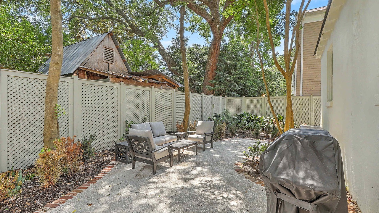 Photo of Patio Balcony in Harleston Village