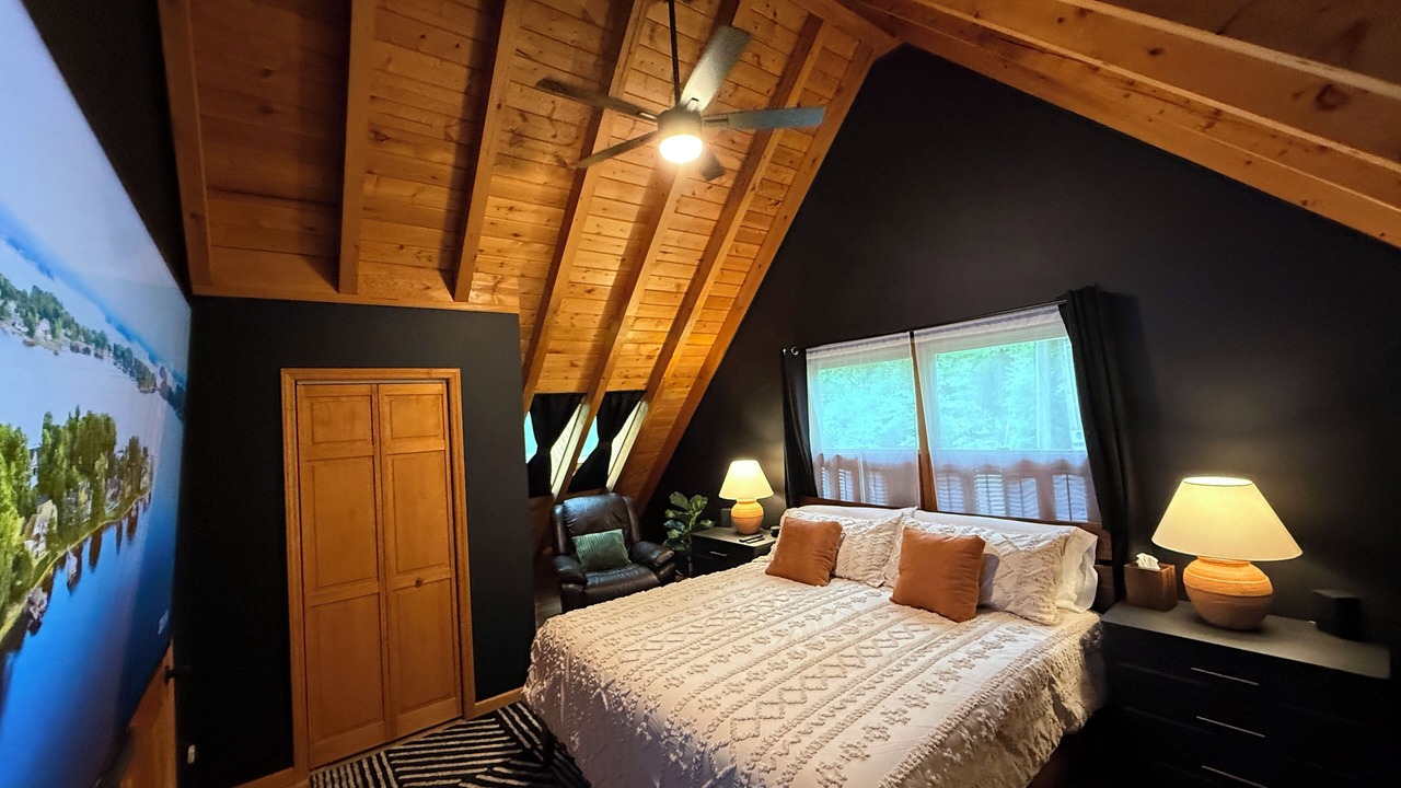 Photo of Bedroom in Lake Norman of Catawba