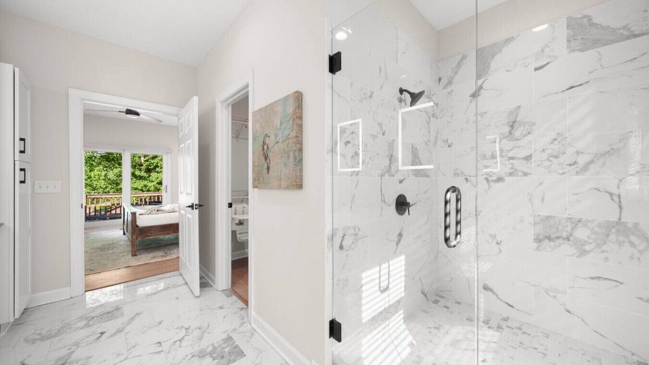 Photo of Bedroom in Bowling Green