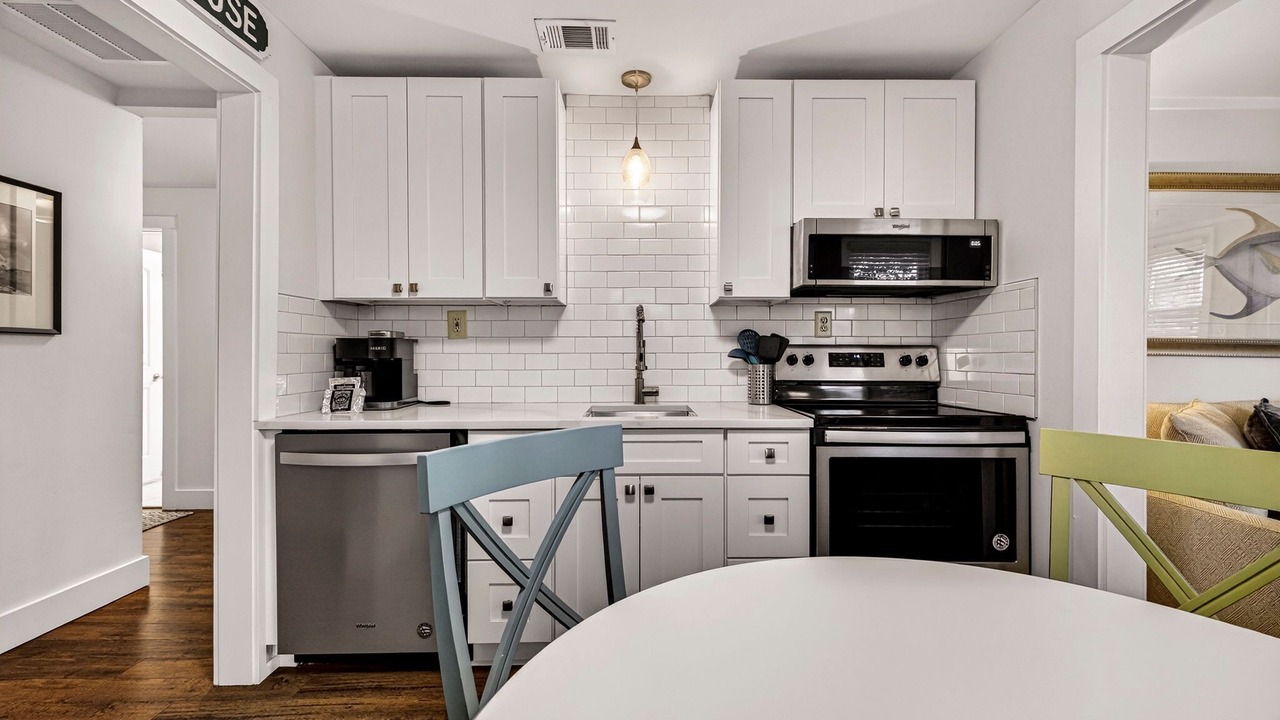 Photo of Kitchen in Savannah Beach