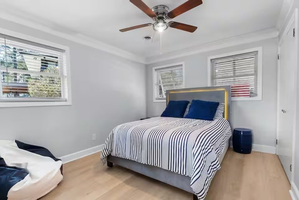 Photo of Bedroom in Lake Murray of Richland