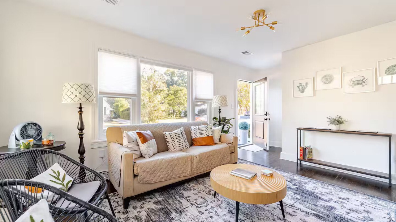 Photo of Livingroom in North Charleston