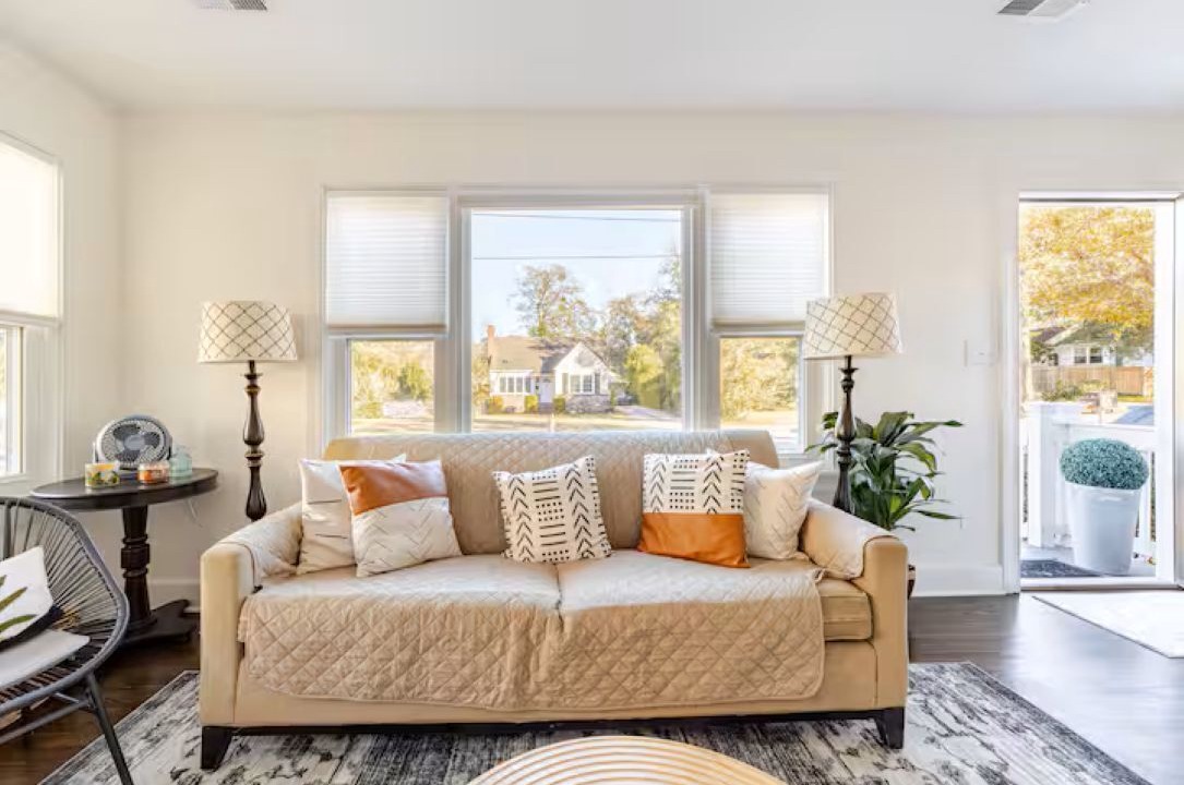 Photo of Livingroom in North Charleston