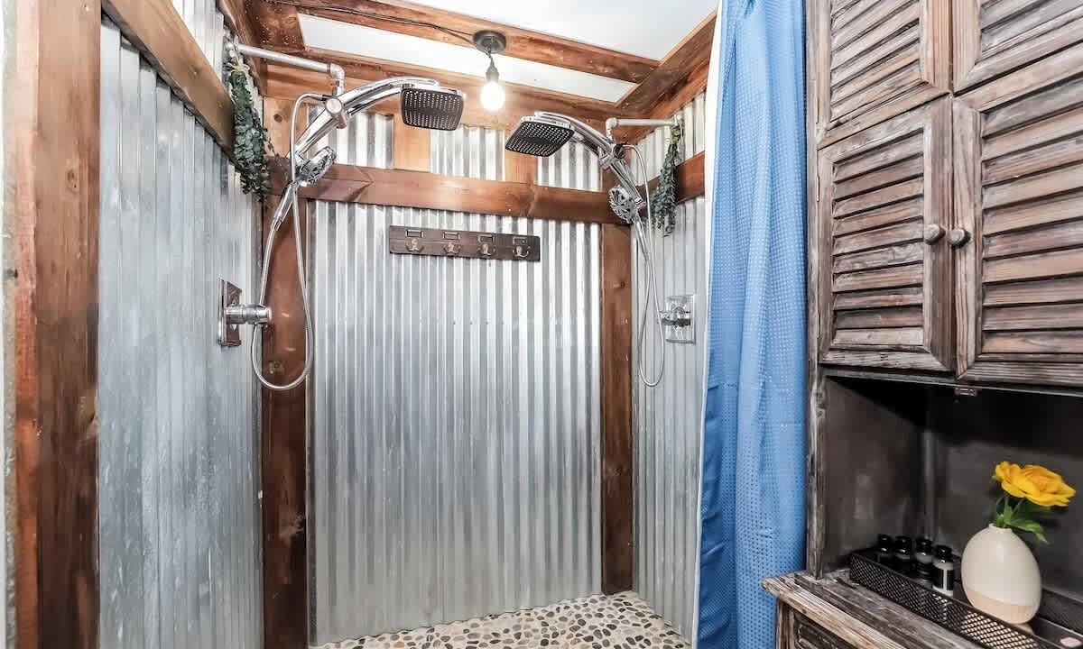 Photo of Bathroom in Liberty