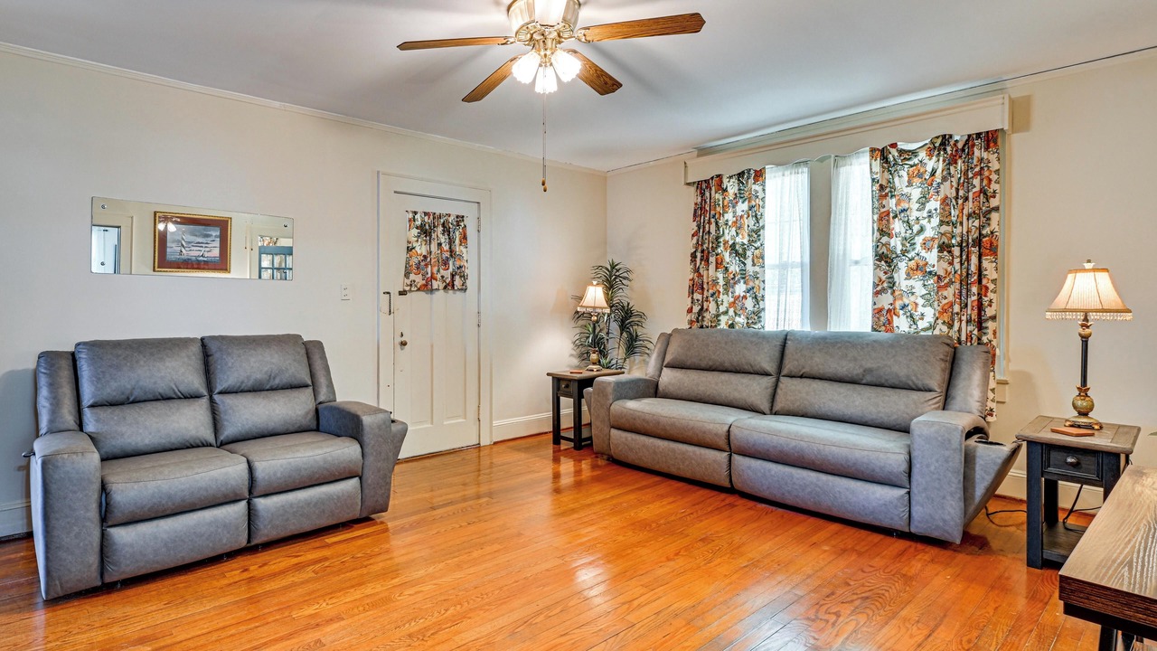 Photo of Livingroom in Mount Holly