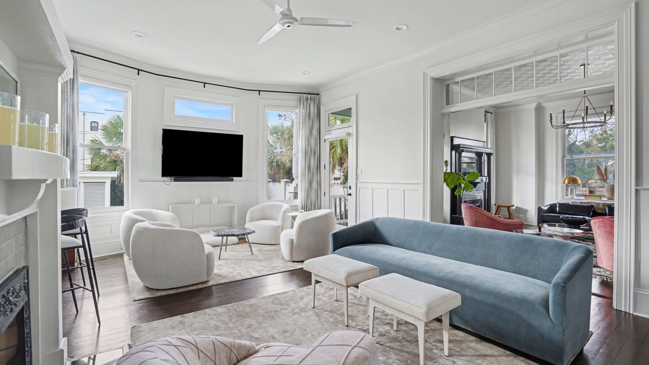 Photo of Livingroom in Metropolitan