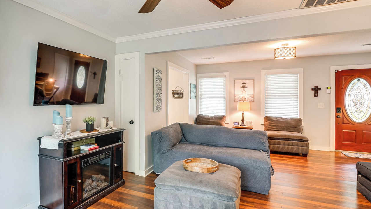 Photo of Livingroom in Ladson