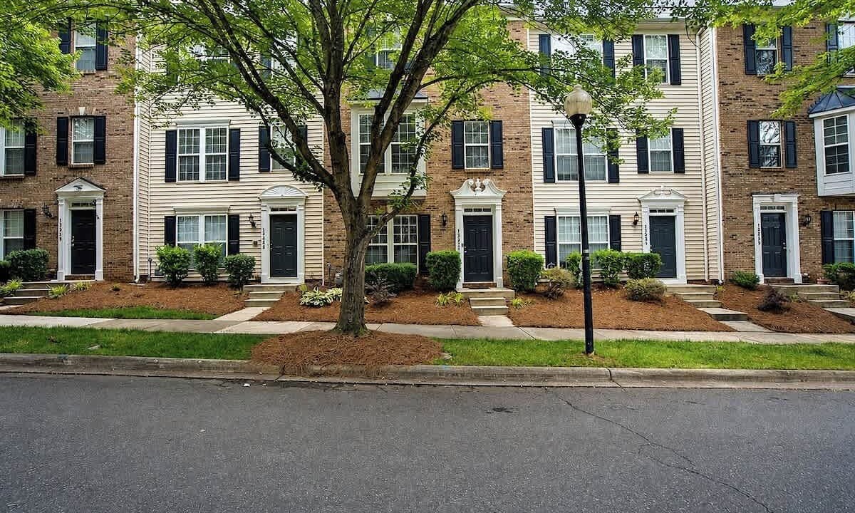 Photo of Outdoor in Huntersville