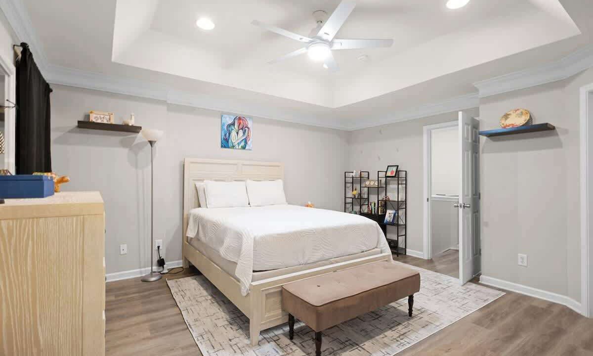 Photo of Bedroom in Huntersville