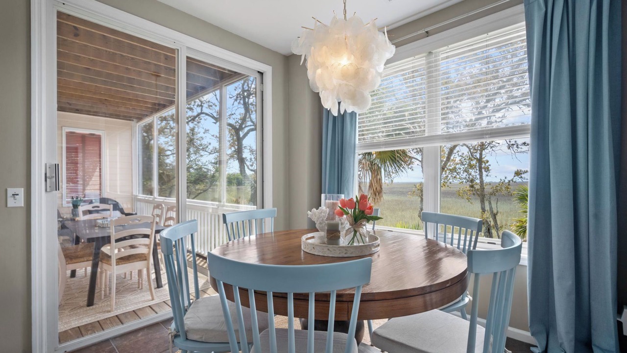 Photo of Livingroom in Bonito Boathouses